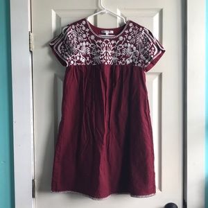 women’s maroon dress